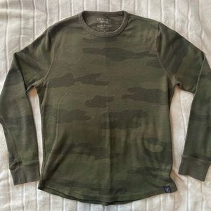 Lucky Brand Camo Thermal